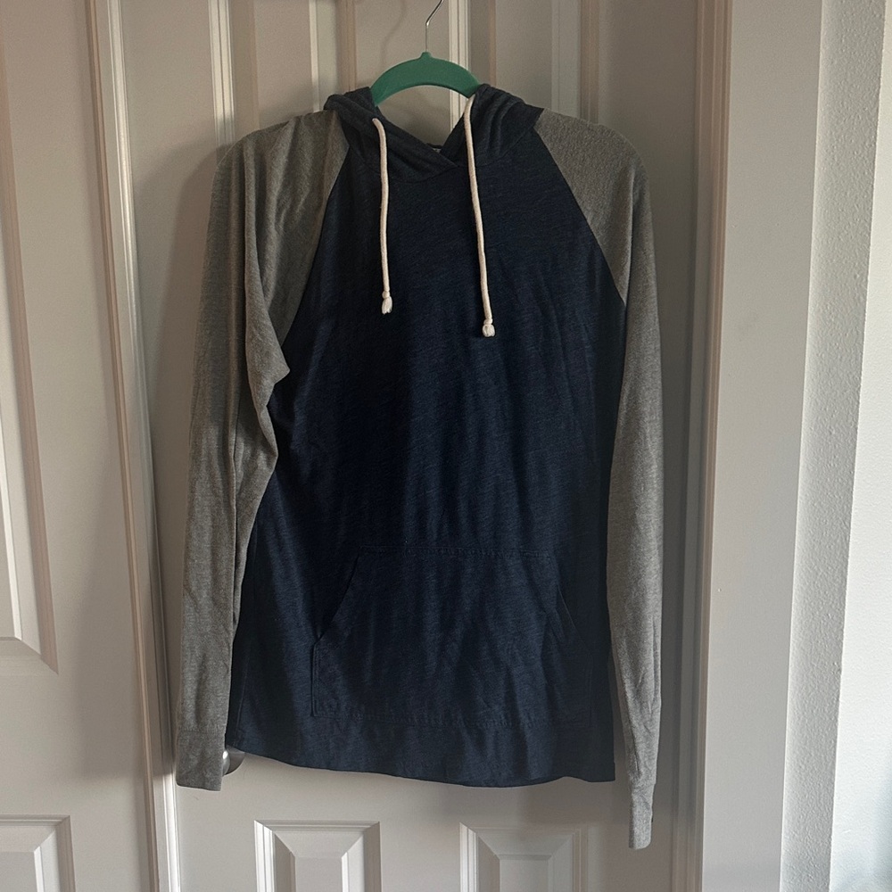 Young Men's Hoodie Shirt